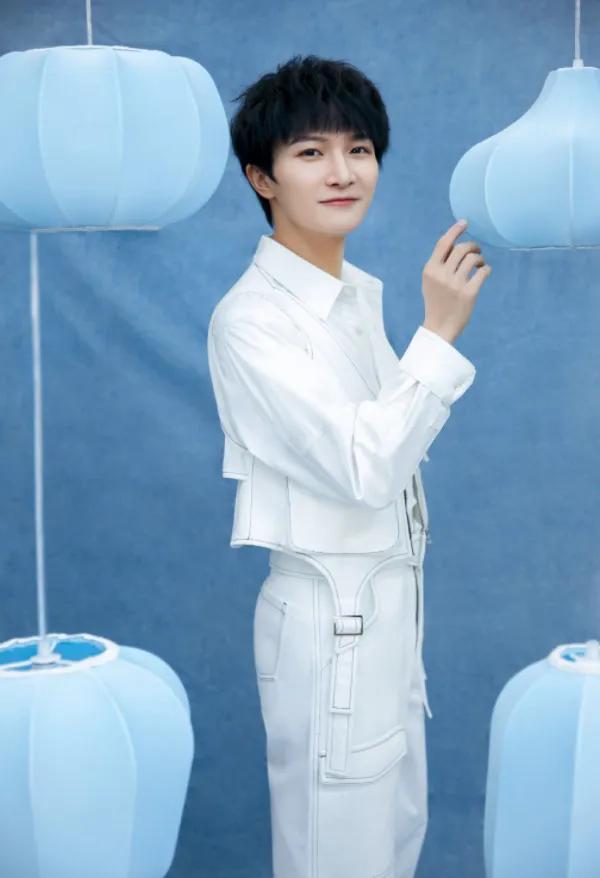 刘大锤最新爆料周深唱的歌,刘大锤独家爆料，神秘曲目即将上线