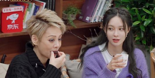 西双版纳吴姐最新爆料,西双版纳最新爆料，带你探秘神秘热带雨林